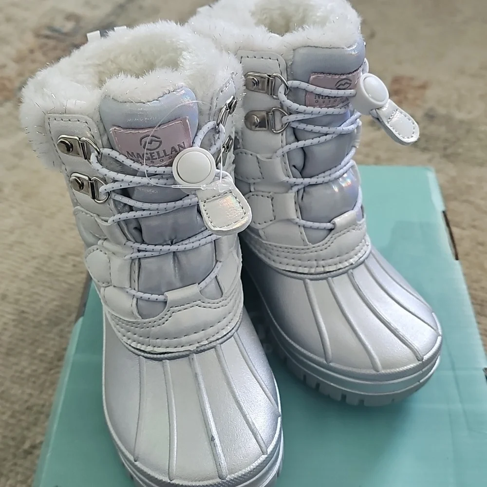 Magellan Outdoors Toddler Girls Rain‎ Snow Boots Size 11